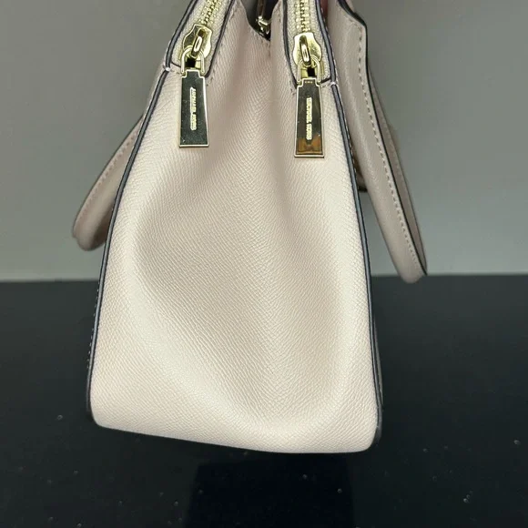Michael Kors light pink Tote with Gold Accents and Structured Design - Picture 10 of 16
